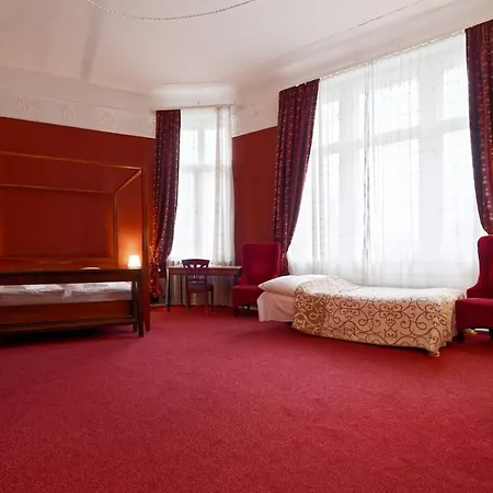 Hotel Am Adenauerplatz